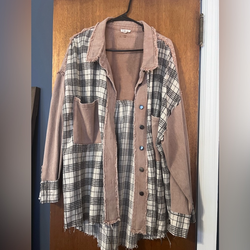 POL Distressed Shacket Oversized